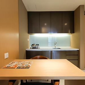 Junior Suite Family Room – Heritage View Twin & King